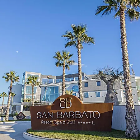 Borgo San Barbato فندق 5*
