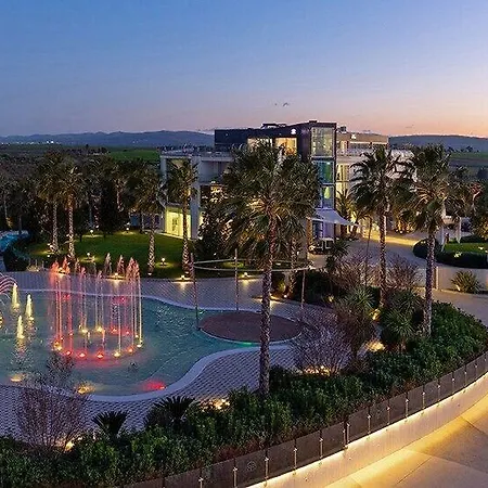 Отель Borgo San Barbato & Golf