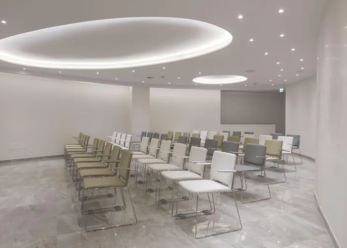 Borgo San Barbato & Golf Hotel